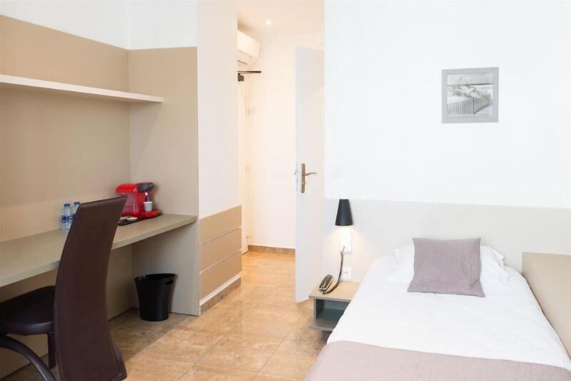 Hotel Le Saint Germain Aulnay-sous-Bois Kültér fotó