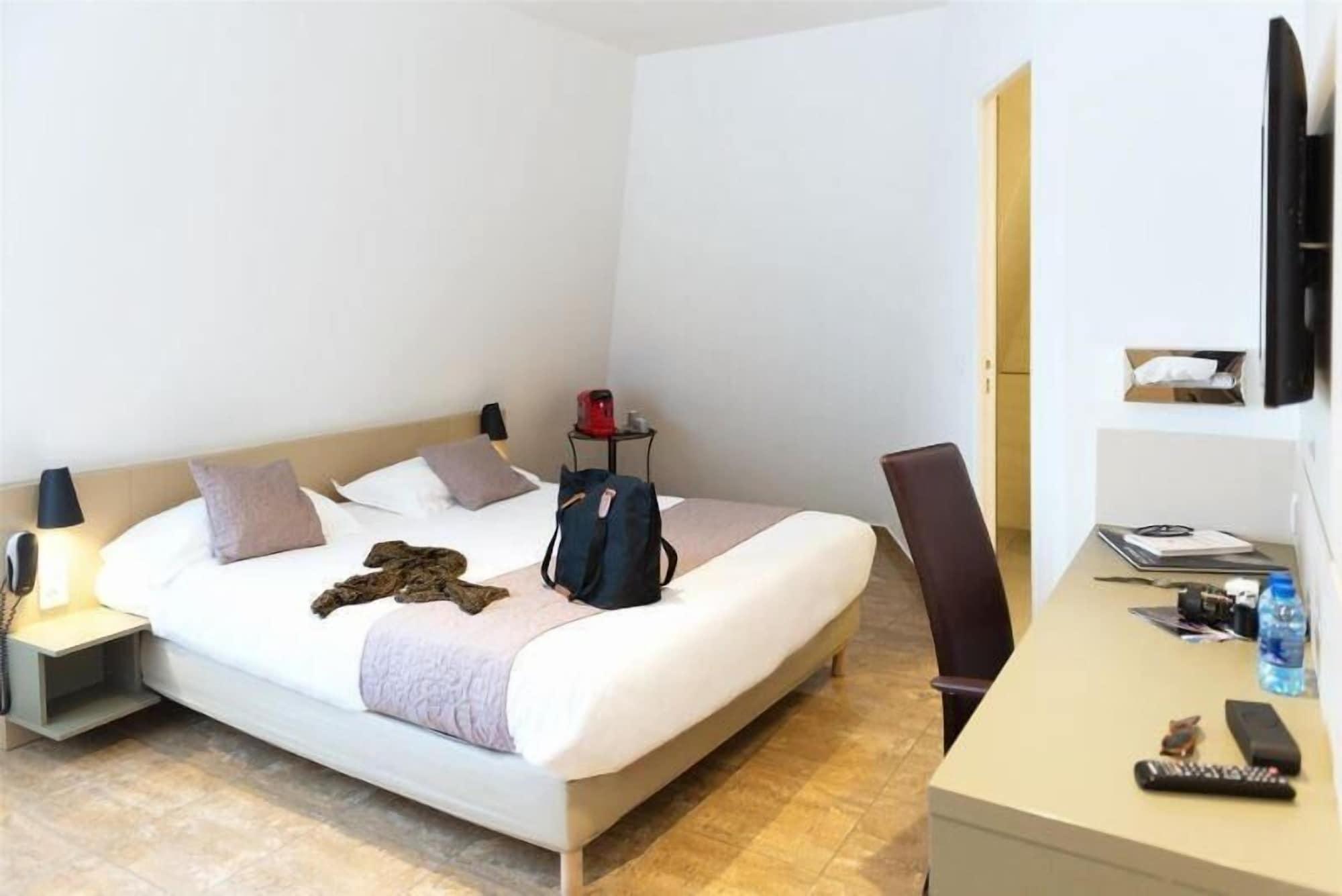 Hotel Le Saint Germain Aulnay-sous-Bois Kültér fotó